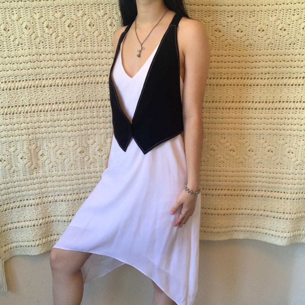 BCBG 2000s White Flowy Dress w/ Black Vest